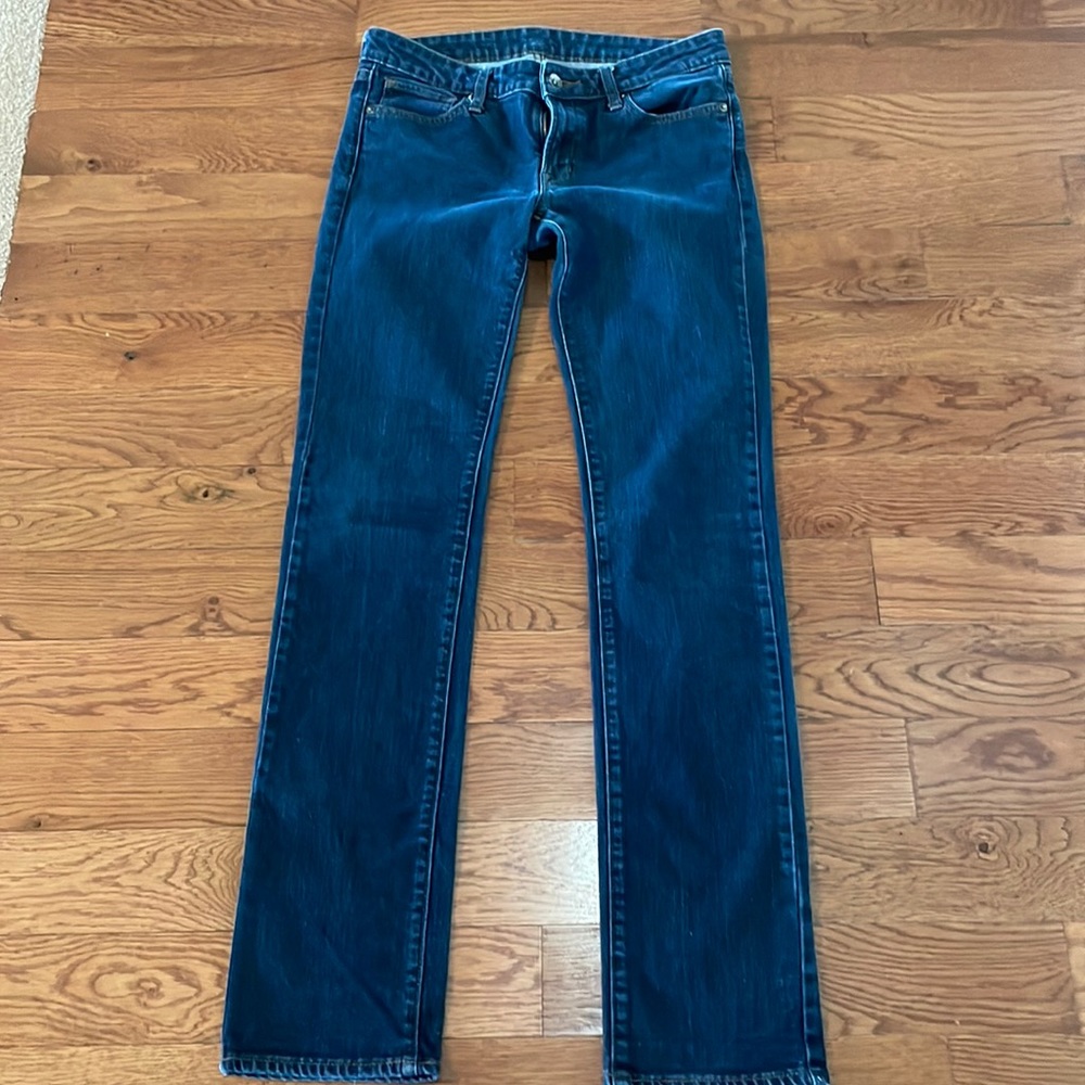 Women’s straight leg jeans in great condition